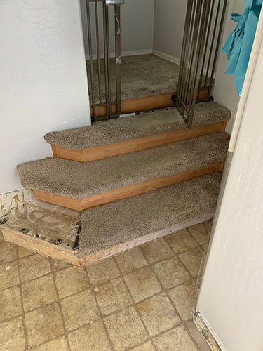 corner-stairs-before-new-flooring